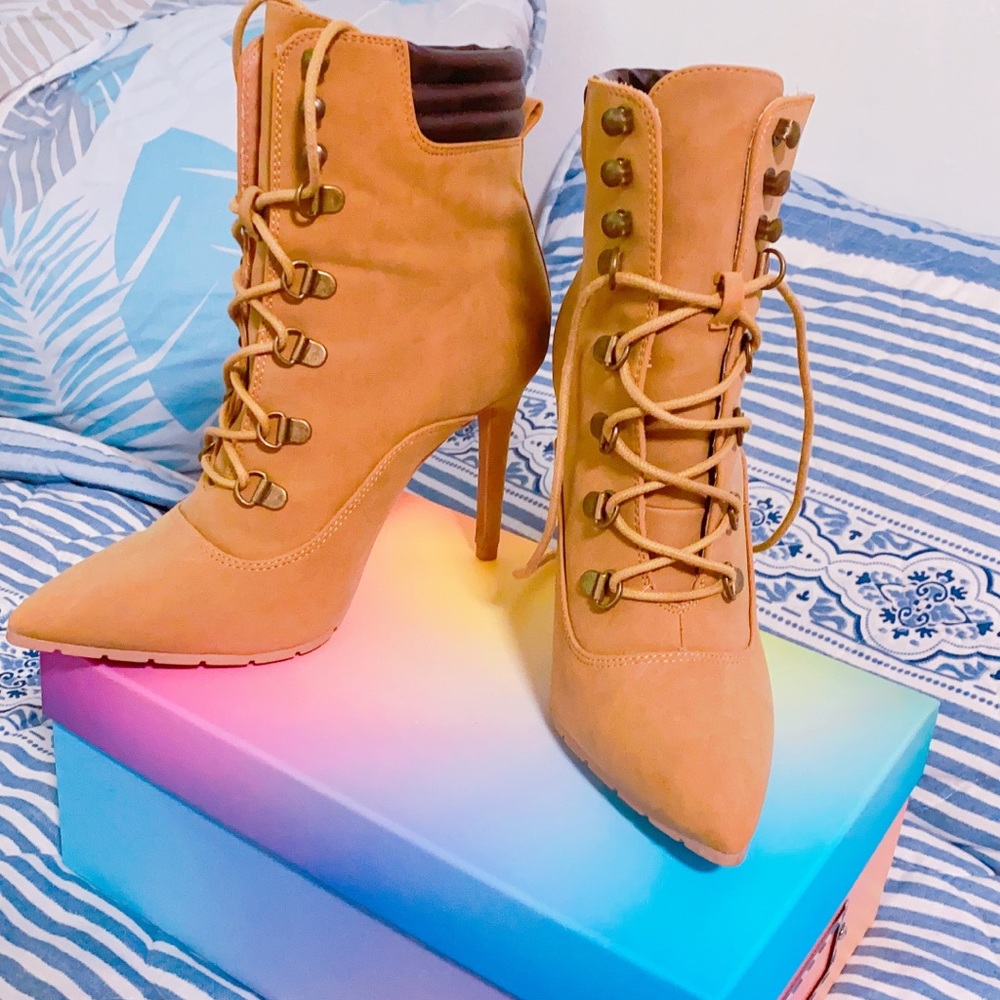 Ankle booties
